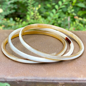 ชุดกำไลข้อมือ 5 สี ทำจากเขาควายธรรมชาติ - ชุด 5 ชิ้น โดย Perfect Enterprises - Product Image 6