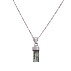 Pendentif Colonne en Cristal de Tourmaline Verte Naturelle Pierre de Naissance Pierre Précieuse Brute avec Capuchon en Argent Sterling 925 - Product Image 3