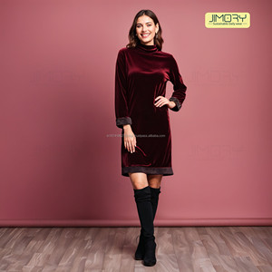 Vente en gros de robe de soirée en velours personnalisée en cachemire avec appliques et décoration drapée pour les longues soirées formelles - Product Image 4