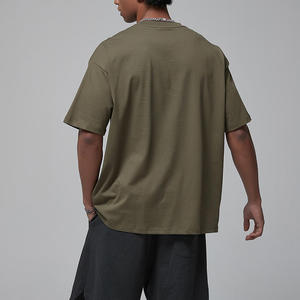 Fabricant OEM de t-shirts sur mesure en gros, fournisseur de tissus jersey 220 GSM, fabrication de vêtements en gros avec étiquette privée - Product Image 2