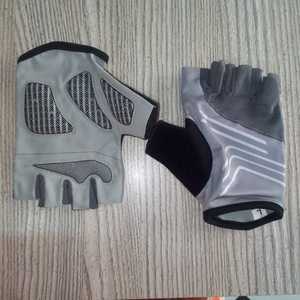 NOUVEAU Gants de cyclisme sportifs en polyester, demi-doigts, respirants, séchage rapide, légers, antidérapants, durables, unisexes, pour VTT, vélo, gym, Dot - Product Image 6