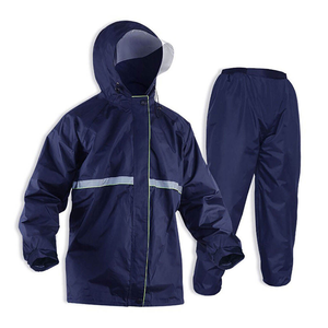 Combinaison de pluie pour moto imperméable pour homme avec capuche, veste de pluie réfléchissante haute visibilité, pantalon et maillot de course - Product Image 1