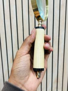 Lupa de mano de latón de 4'' con mango de hueso |   Lupa óptica de cristal vintage (no plegable) - Product Image 3