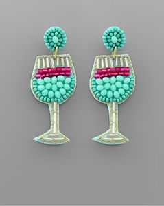 Elegantes pendientes indios hechos a mano con cuentas de semillas multicolor, joyería étnica para fiestas al mejor precio. - Product Image 5
