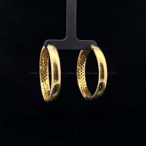 Pendientes de aro de plata 925 chapados en oro con moissanita y diamantes redondos, triple fila con microincrustaciones, joyería llamativa brillante, regalo para ella - Product Image 2