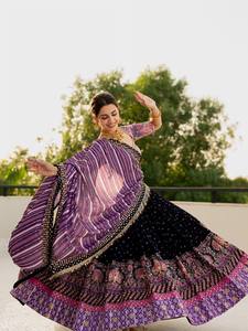 Lehenga Choli en soie Malsi plaqué or, imprimé numérique, avec travail de miroir véritable, pour mariage et Navaratri - Product Image 1