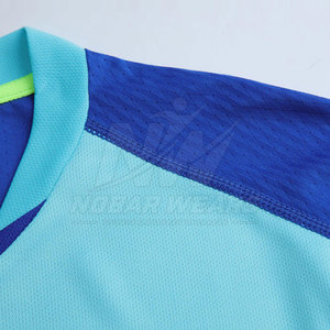 Camiseta de Fútbol de Alta Calidad, Costuras Resistentes, Material Transpirable, Perfecta para Partidos Competitivos, Entrenamiento y Uso en Equipo - Product Image 4