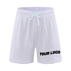 Short de basketball en mesh sublimé respirant pour homme avec logo et design personnalisés - Product Image 4