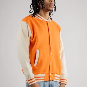Veste universitaire personnalisée en laine pour seniors avec manches en cuir et broderies chenille de noms et numéros Letterman - Product Image 3