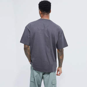 T-shirt en jersey épais pour homme, coupe carrée et épaules tombantes, modèle uni de luxe - Product Image 3