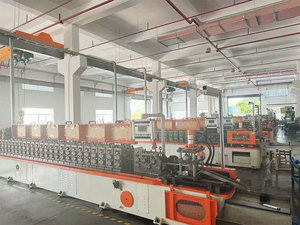 Aodeli Muebles Modernos Vietnam: Extensión telescópica de metal delgado para cajones con cierre suave y movimiento fluido, ideal para cocinas y comedores grandes. - Product Image 2