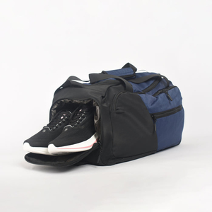 Sac de sport unisexe en polyester 30-40L avec fermeture éclair, durable, décontracté, pour le sport et les voyages, couleur unie noir et bleu, sangle réglable - Product Image 6