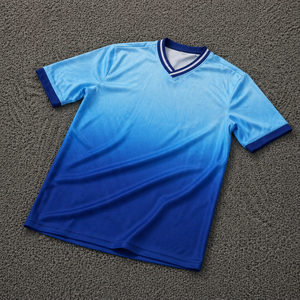 Camiseta Deportiva Personalizada para Hombre, Transpirable, con Cuello en V, Degradado de Azul Claro a Oscuro, Sublimada, al por Mayor - Product Image 1