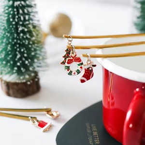 Ensemble de cuillères à café de Noël personnalisées en métal doré et argenté en acier inoxydable pour cadeaux d'affaires - Product Image 6