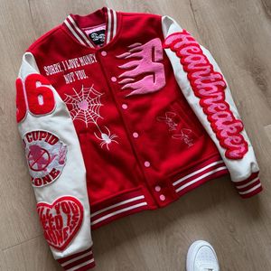 Chaquetas Varsity Personalizadas con Bordado para Hombre, Chaqueta Letterman Premium con Mangas de Cuero, Chaqueta Bomber Estilo Urbano al por Mayor - Product Image 3