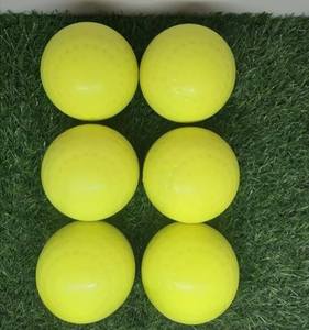 Balón de Hockey sobre Césped de PVC Profesional de Primera Calidad, Diseño con Hoyuelos, para Entrenamiento en Interiores y Exteriores, Fabricado por Eoin Winston Sports - Product Image 3