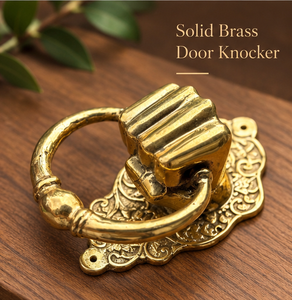 Sonnette de porte baroque en or poli avec poignée côtelée et plaque arrière florale ornée pour portes d'entrée traditionnelles - Product Image 5
