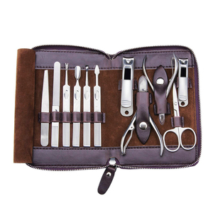 Kit de manucure et pédicure classique vert de haute qualité pour enfant, 20 pièces, en acier inoxydable, coupe-ongles 4-en-1 portable - Product Image 2
