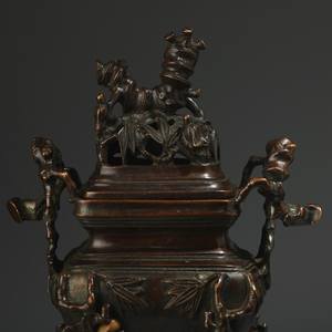 เตาเผาเครื่องหอมบาคูร์สำหรับใส่ชิปอูด ดีไซน์หรูหรา เสริมสร้างบรรยากาศภายในบ้าน - Product Image 4