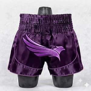 Shorts de Muay Thai en satin de haute qualité, design ailes dorées, shorts de boxe professionnels pour le ring - Product Image 1