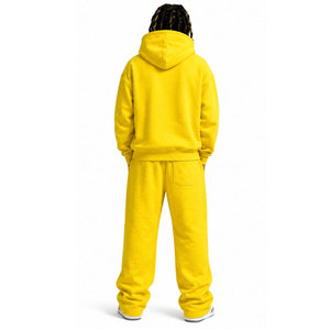 Ensemble décontracté 2 pièces tendance pour homme : sweat à capuche imprimé DTG personnalisé (lettres et chiffres) et pantalon évasé - Product Image 5