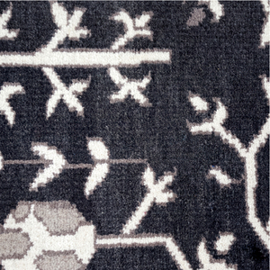 Alfombra Decorativa Personalizada DECORDEC de Lana Negra y Marfil Ecológica con Motivos Botánicos de Árboles y Capullos de Semillas para Sala de Estar de Hotel o Villa - Product Image 3