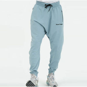 Pantalones Deportivos Awrah Personalizados para Hombre, Talla Grande, Ligeros, Transpirables, Ecológicos, Resistentes al Viento, de Poliéster/Nailon, con Cordón Ajustable - Product Image 1