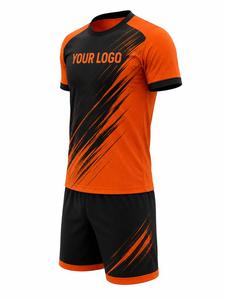 Ensemble de maillots de football pour hommes, manches courtes, col rond, sublimation, évacuation de l'humidité, respirant, polyester, coupe athlétique, logo personnalisé - Product Image 6