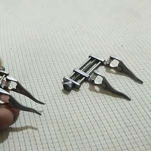 Pinces vasculaires Micro Acland en acier inoxydable de qualité supérieure, personnalisées, pour la chirurgie plastique de précision et la neurochirurgie, par Surgiright - Product Image 5