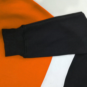 เสื้อสเวตเชิ้ตคอตตอนฟลีซคุณภาพสูงแบบคอตั้งสีตัดกัน รุ่นวินเทอร์ 2026 แบบซิป ¼ ตัว พร้อมดีไซน์คัลเลอร์บล็อก - Product Image 4