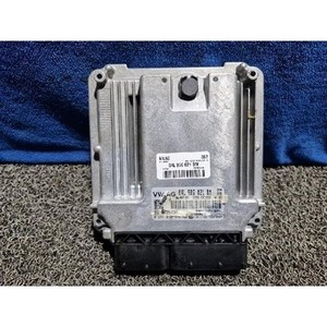 ECUs y Módulos de Computadora Usados A5 04L906021BM - Product Image 1
