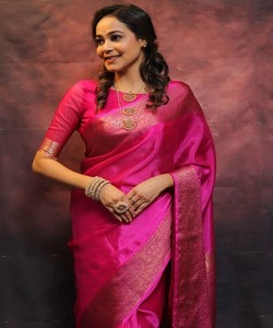 SAREE DE SEDA BANARASI LICHI CON TRABAJO DE JACQUARD EN TENDENCIA, CON BLUSA SIN COSTURAR, PARA USO FESTIVO 84839 ROSA - Product Image 2
