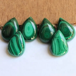 Cabochon en malachite verte naturelle lisse de 8x12 mm, fait main, pierre précieuse en vrac pour la fabrication de bijoux, vente en gros, toutes tailles disponibles - Product Image 2