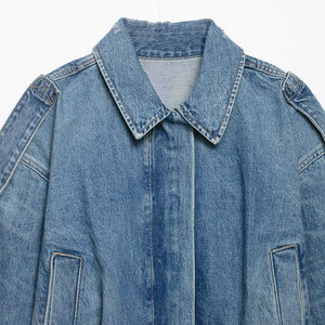 Womens <b>Cropped</b> <b>Denim</b> <b>Jacket</b> Shoulder Epaulet Drop Shoulder Vintage Wash Distressed Collar Boxy Jean <b>Jacket</b> Streetwear Wholesale - Product Image 3