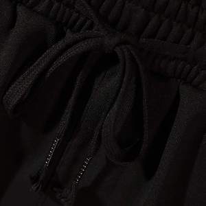 Conjunto deportivo informal de verano para hombre, de color sólido, estilo nuevo, con camiseta de manga corta y pantalones cortos de corte holgado. - Product Image 2