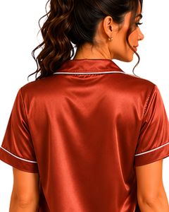 Ensemble de pyjama satiné rouge rouille personnalisé par le fabricant, vêtements de nuit en soie pour femmes, broderie rose, ensemble de vêtements de nuit doux à manches courtes - Product Image 2