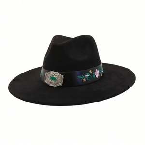 Nouvel Arrivage Chapeau Fedora en Daim Style National à Bord Large Plat avec Patch Brodé, Chapeau Jazz Décontracté et Tendance en Daim Coloré - Product Image 2