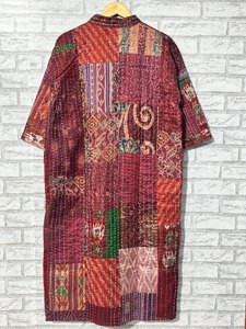 Robe en soie Patola patchwork Kantha : Couverture de plage bohème, veste longue - Product Image 3