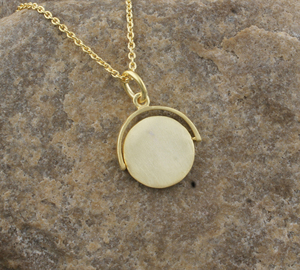 Collar con Colgante de Concha Chapado en Oro para Mujer, Acero Inoxidable, Concha, Estrella de Mar, Animal Marino, Estilo Oceánico, Playa - Product Image 3