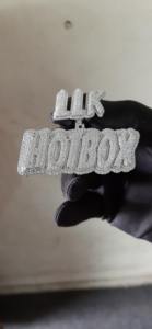 Pendentif lettre HOTBOX plaqué argent avec micro-incrustation de strass en cristal, breloque à thème hip-hop, bijou de mode unisexe, cadeau - Product Image 2