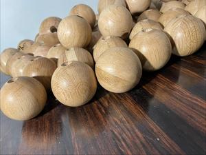 Boules en bois de chêne naturel en gros pour les fabricants d'artisanat, les fabricants de meubles et les acheteurs internationaux, enseignes murales en bois - Product Image 5