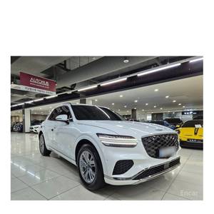Genesis GV70 2.5T 2024 Gasolina 2WD con 19,997 km, Caja de Cambios Automática, Asientos de Cuero, Cámara Trasera, Volante a la Izquierda - Product Image 3