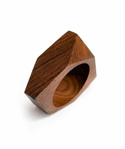 Brazalete de Madera Hecho a Mano con Diseño de Rayas Vintage Personalizado para Mujer, Regalo de Acción de Gracias y Aniversario, Decoración del Hogar - Product Image 6