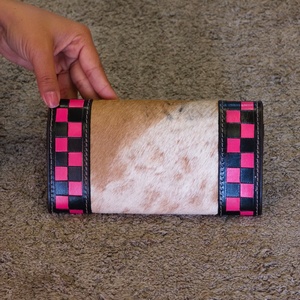 กระเป๋าคลัทช์หนังวีนัส ดีไซน์หรูหรา แกะสลักด้วยมือจากหนังวัวแท้ พร้อมสายคล้องมือ ป้องกัน RFID ความจุขนาดใหญ่ - Product Image 3