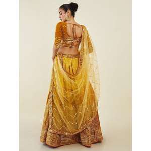 ผ้าไหมฮาลดีปักเลื่อมสีเหลืองพราวชุด lehenga choli กับ dupatta - Product Image 5
