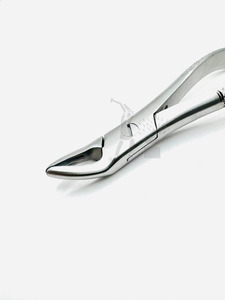 Pinzas de Extracción Dental Fig. Instrumento Quirúrgico Manual de Clase I con Empuñadura Moleteada Plateada 76 Upper Roots - Product Image 2