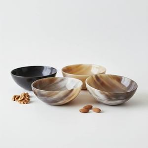 Ensemble de bols en corne de buffle polie, faits à la main, écologiques, légers, pour servir des salades, style médiéval vintage, pour la maison et la cuisine - Product Image 2