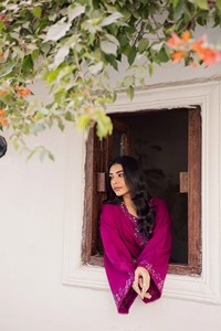 Kurta en coton pour femmes, coupe ample, longueur normale, broderie traditionnelle, vêtements ethniques violets, style Inde Pakistan, tenue décontractée pour les fêtes - Product Image 2