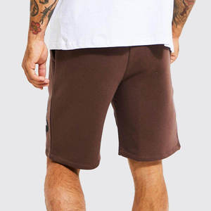 กางเกงขาสั้นสีน้ำตาลสำหรับผู้ชาย สไตล์ลำลอง เอวยางยืด เหมาะสำหรับฤดูร้อน ผลิตจากโพลีเอสเตอร์ 100% เป็นมิตรต่อสิ่งแวดล้อม แห้งเร็ว - Product Image 2