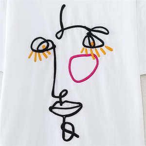 Camisetas Personalizadas para Mujer, Proveedor OEM, Camiseta de Algodón Transpirable, Estilo Moderno, Perfecta para Colecciones de Moda y Suministro al por Mayor - Product Image 6